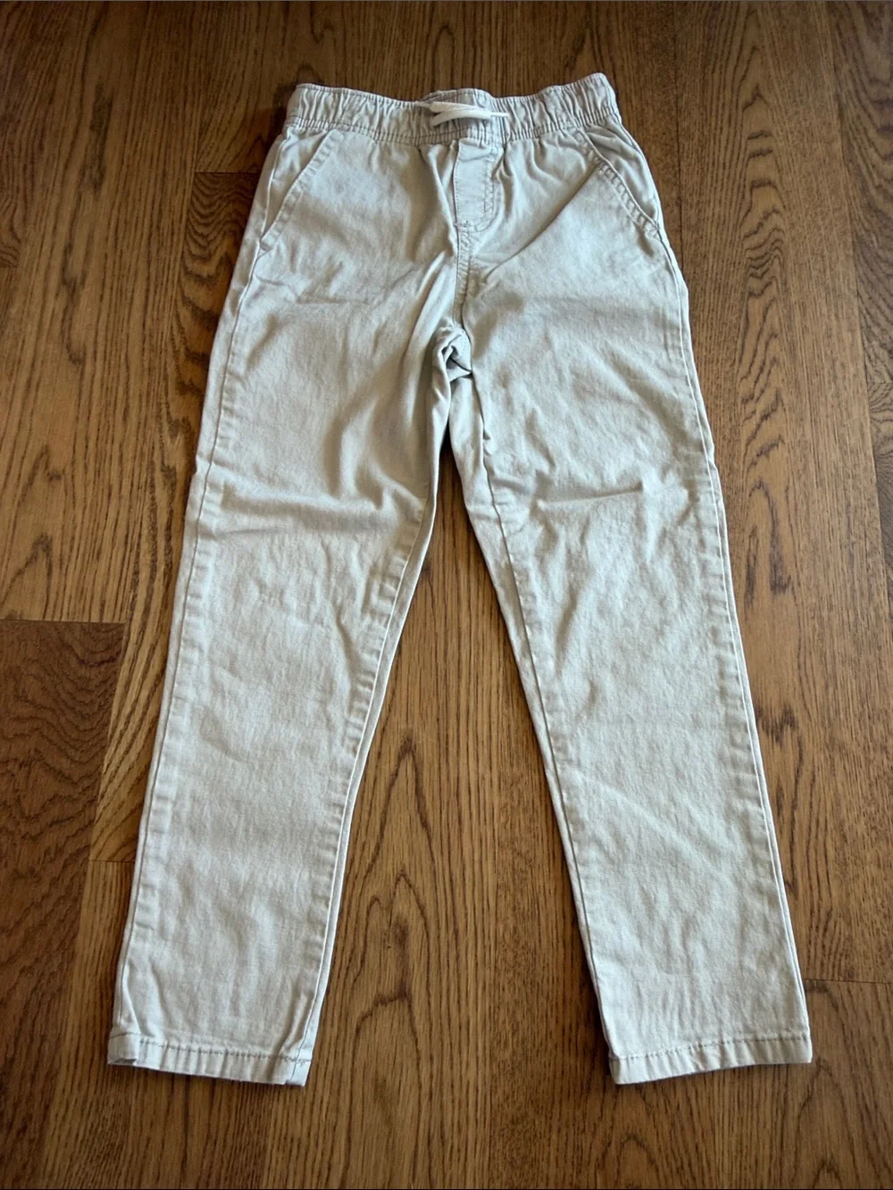 Old Navy Boys Elastic Waist Pull-On Pants & Under Armour Sweats 5 Tees